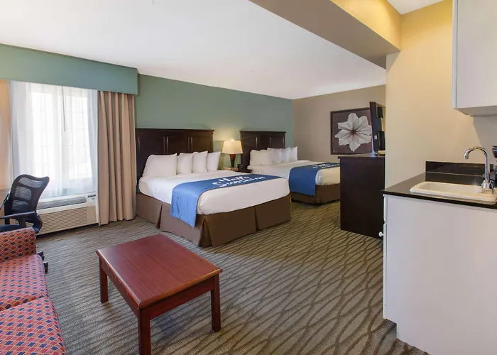 Days Inn By Wyndham Petoskey