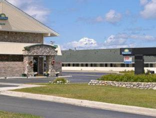 Days By Wyndham Hotel Petoskey