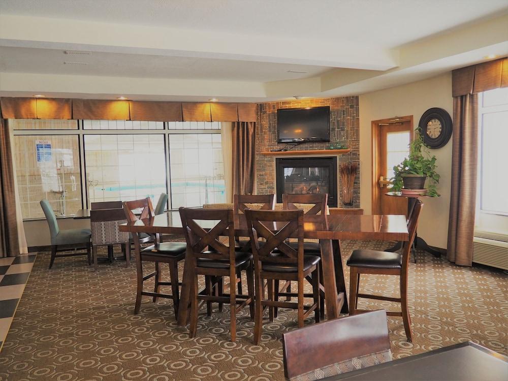 Hotel Days By Wyndham Petoskey